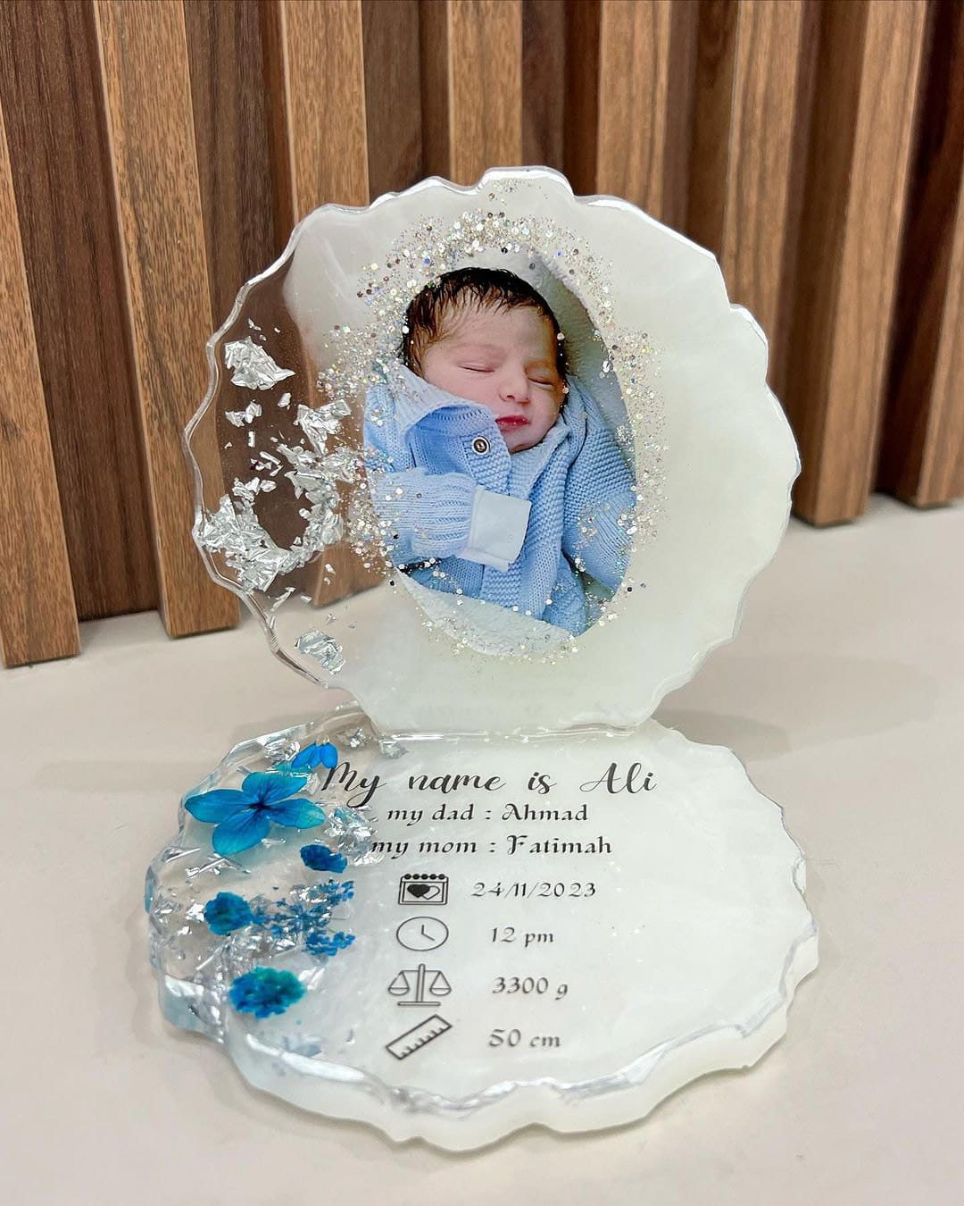 Baby keepsake frame